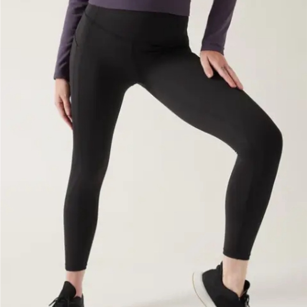 Athleta Ultimate Stash‎ Pocket 7/8 Tight Legging Women's M BLUE 2 Tone EXCELLENT